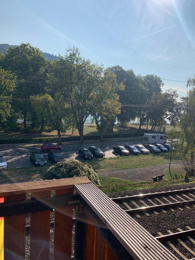 Hotelzimmer Im Alten Reihenhaus Auf Der Stadtmauer バッハラッハ エクステリア 写真