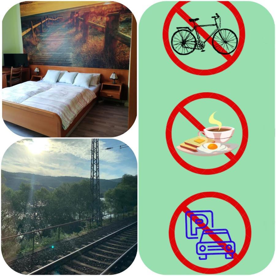 Hotelzimmer Im Alten Reihenhaus Auf Der Stadtmauer バッハラッハ エクステリア 写真